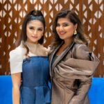 Hala Al Turk Instagram - صور من افتتاح فيلم "سُكّر" في الرياض مدينة المستقبل و التطور و الإزدهار 🇸🇦💚🤍 فيلم سُكّر بينزلللللل باجررر 😍😍🤍🤍 Full outfit designed by @halamalturk Image and Style director @eliomoussallem @maison.eliomoussallem Thank you for making the dream real! 🤍 Hair: @aminahair Makeup: @hanin.adeeb
