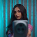 Hala Al Turk Instagram - ايش اجمل لحظة نعيشها؟ 🤔 لا تفوت أي لحظة الآن مع أسرع هاتف لالتقاط الصور 📸⚡ #HONORMagic5Pro الجديد كليا" بنظام Millisecond Falcon Capture وبطارية قوية تدوم طويلاً بسعة 5100 مللي أمبير. #MagicMomentsKSA @honorksa متوفر الآن للطلب المسبق بـ 4399 ريال مع هدايا مجانية بقيمة 2857 ريال. #ماجيك_يفوق_الخيال