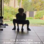 Halle Berry Instagram - It’s #fitnessfriday and this week I’m @respin-ning my body with the freaky complex 😂 ! What I love about @peterleethomas is he comes up with new exercises that give me new ways to challenge myself and keep the workouts fun! So let’s get it and head on over to @respin to get your freak on and my favorite lemon basil halibut recipe! 💪🏽
