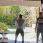 Halle Berry Instagram - It’s #FitnessFriday, time to @respin our fit! If you’re anything like me, some workouts are harder than others. Well, this wrist weight workout kicked my butt!! This circuit is just 4 simple exercises, but if you do high reps and at least 5 sets, it’s a fat-burning cardio blast! Head over to @respin to get my bison taco recipe, workout instructions and more! Let’s get that body moving, ladies. Fellas, you too ✊🏽 @peterleethomas