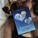 Halle Berry Instagram - Another #HBBooksFromBed ! If your in the mood for love this Valentine’s day, whether you’re coupled up or flying solo check out How they Met by David Friedman shares real life stories of people’s journey to love and the endless possibilities of love all around us. Each story is uplifting and some will help you get your laugh on! ❤️