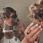 Halle Berry Instagram - BIG love to my secret weapons @kiyahwright1 for my new cut and @traceycunningham1 for color! I love my ladies!
