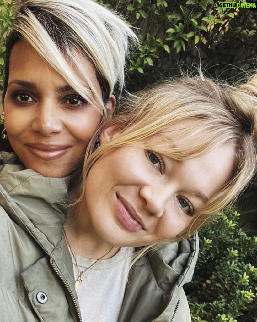 Halle Berry Instagram - OMG do I have something amazing to share with you! My dear friend @saratess is a rockstar hairstylist and also a badass entrepreneur. She has founded the CBD Co, @enufperiod. Ladies, this suppository will change your life! If you want to light up your sex life, help yourself through menopause, or soothe internal aches and pains, this is for you!