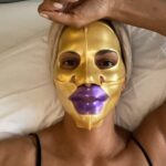 Halle Berry Instagram - Here I come Christmas 🙏🏽 @kneskoskin