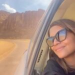 Halle Berry Instagram - That magical Christmas feeling 🌲 Thank you VanO for the beautiful sounds.