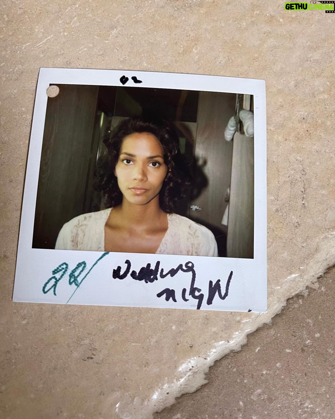 Halle Berry - 268.5K Likes - This #tbt I share with you what we affectionately called “The Dottie Body.” Every piece of Dorothy Dandridge’s clothing given to me by her manager Earl Mills fit me perfectly! Here’s a look behind the curtain of my polaroid collection of costume fittings and shoot days! If you love Dottie like I do, enjoy! ❤️
