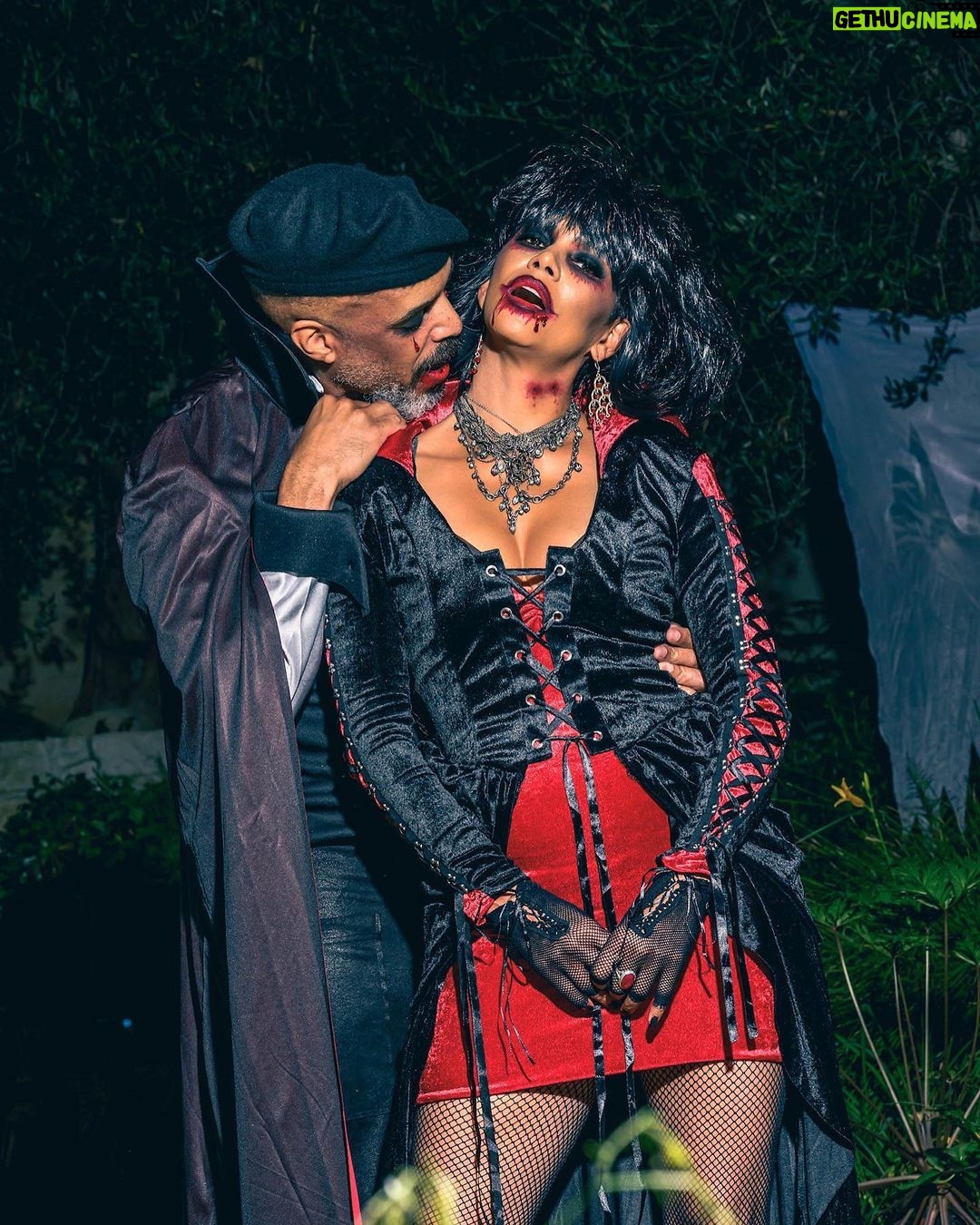 Halle Berry Instagram - HB x VanO: Halloween ‘22 🩸
