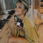 Halle Berry Instagram - On this #fitnessfriday I’d like to talk to the folks who struggle with type 2 diabetes. I’ve had issues managing my sugar since I was 19 years old and I’ve found a product that has been a game-changer for me and I can’t stop talking about it. It’s Glucose Control by @pendulumlifeco. Glucose Control is backed by 2 of the most prestigious hospitals in the world, both the Mayo and Cleveland Clinic. I learned that taking care of my gut health has been a HUGE help in managing my diabetes. Even if you’re not diabetic, we all need help managing and processing our sugar intake! This is how I’ve been rē•spinning my fit. what are you doing today to #respinyourfit? Let me know 👇🏽 Many have asked how to order, so head over to @respin to get your Glucose Control and GI Repair today 💜