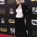 Halle Berry Instagram - Woke up still feeling the love from last night’s @criticschoice’s SEE HER award! Thank you @netflix for allowing our message to reach the WORLD through “Bruised.”