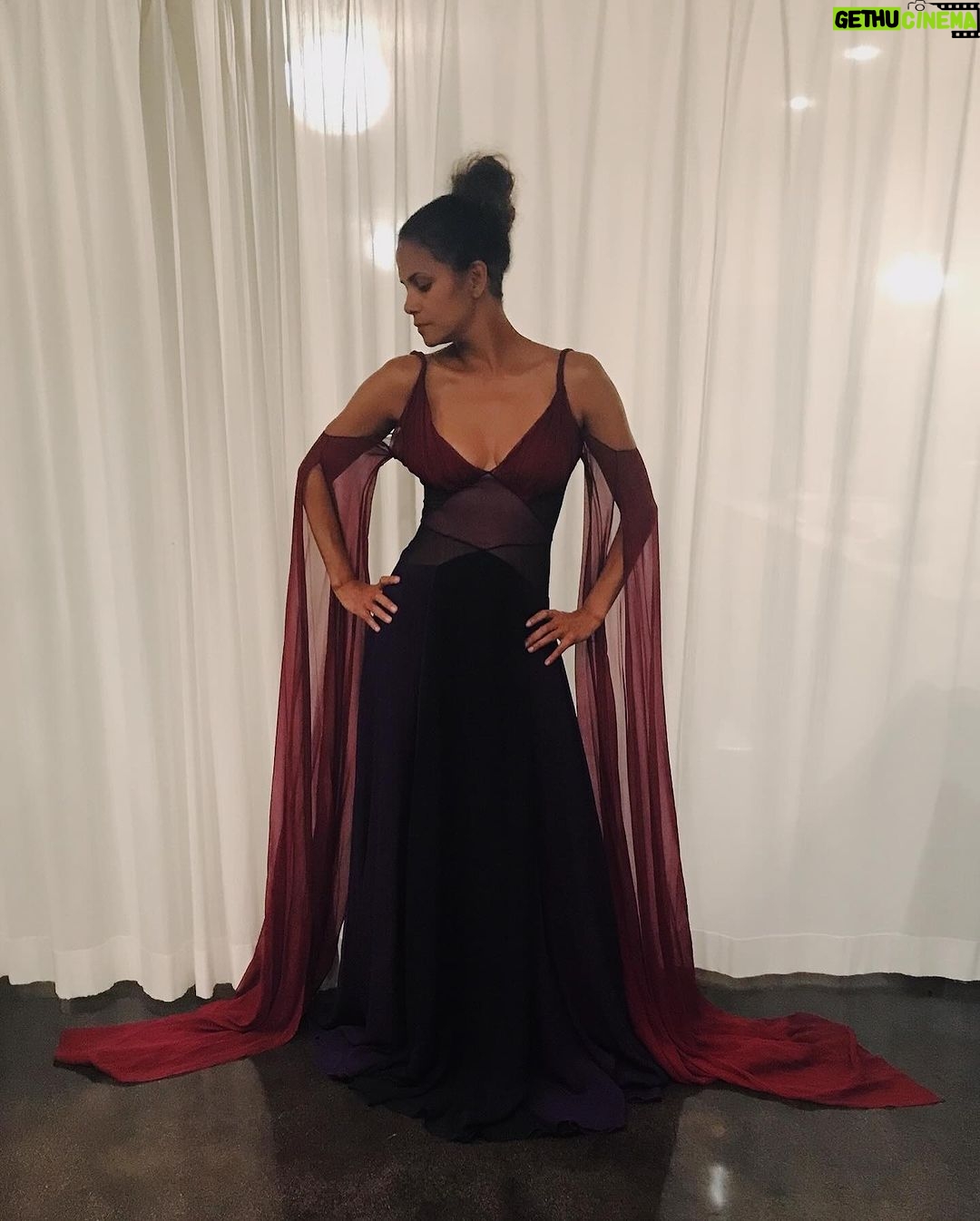 Halle Berry Instagram - … chic happens 🤷🏽♀️ 😉
