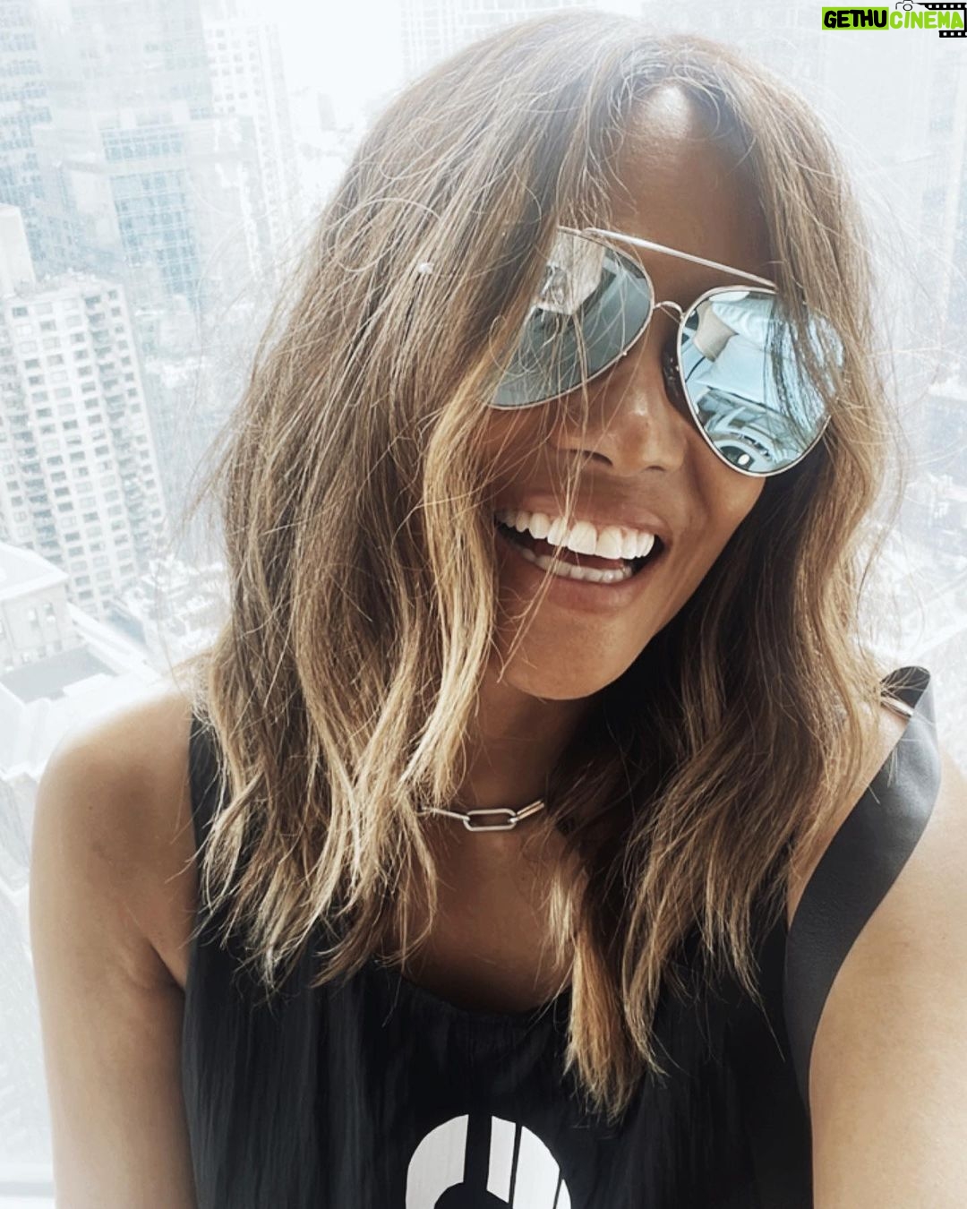 Halle Berry Instagram - girl + sunnies = bright !