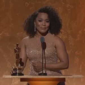 Halle Berry Instagram - My dear Angela…it is no doubt how deserving you are of this long overdue moment. Your commitment to storytelling continues to inspire us ALL. A truly talented and loving soul, mother, leader and woman I am proud to call my sister! Keep shining 🤍