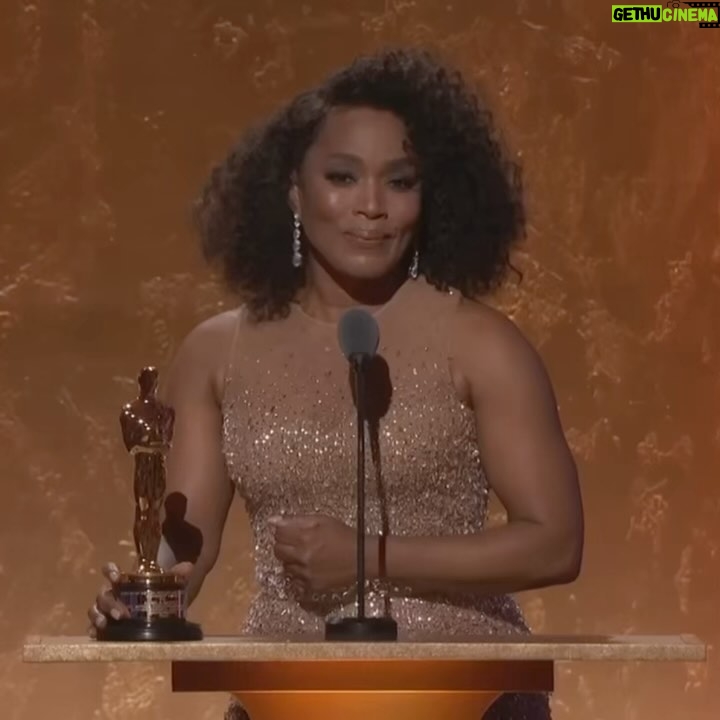 Halle Berry - 169.4K Likes - My dear AngelaâŚit is no doubt how deserving you are of this long overdue moment. Your commitment to storytelling continues to inspire us ALL. A truly talented and loving soul, mother, leader and woman I am proud to call my sister! Keep shining đ¤