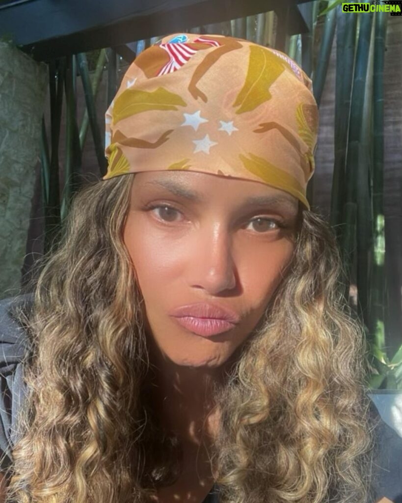 Halle Berry Instagram - felt like being silly today 🤣🤣 get into these filters!! Happy Labor Day, everybody.