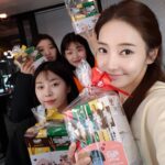 Han Chae-young Instagram - #해피빼빼로데이😘 #happypeperoday🍫😀