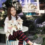 Han Chae-young Instagram - #레노마골프 #촬영장 #놀러온삼둥이 #핫 #썸머 #루비 #귀요미들💕 #renomagolf #cuties😍 #hot #summer #ruby 😄😄