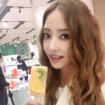 Han Chae-young Instagram - #fruitbar #delicious #완전맛있어 😘😘 Ginza, Tokyo, Japan