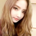 Han Chae-young Instagram - #금요일 😉😉 #friday
