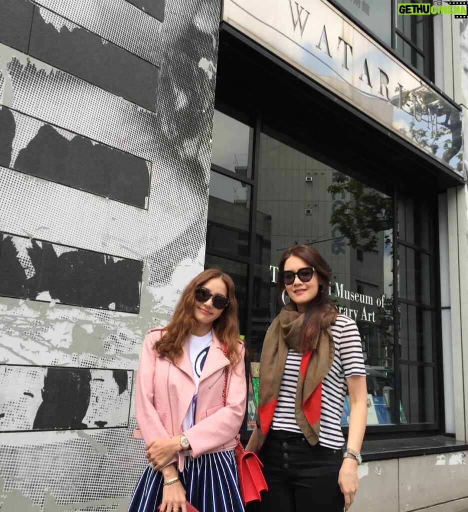 Han Chae-young Instagram - #tripwithgirls #peacefultime #loveyougirls❤️ Ginza, Tokyo, Japan