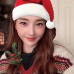 Han Chae-young Instagram – Merry Christmas😚😚❤