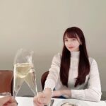 Han Gyu-ri Instagram - 사진오랜만에 찍으니까 적응안되는중😅 아영이랑 오랜만에 데이트 🥳 커스텀잇 플래그쉽 음식이 하나같이 다맛있고 가격도 괜찮아서 힐링하구가네요 ❤️ 커스텀잇 스테이크 하우스 - Custom Eat Steak House