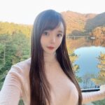 Han Gyu-ri Instagram - 주말에 단풍보러 다녀왓던 마장호수 카페 🍂🍂🍁 단풍보구 호수뷰보니까 넘힐링됫던 난 역시 물이 필요한듯 레드브릿지