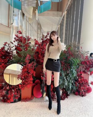 Han Gyu-ri Instagram - 여러분 ❤️
merry christmas 🎄🎄