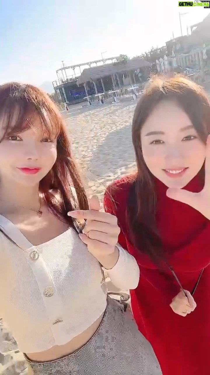 Han Gyu-ri Instagram - 얼마만이야❤️ 오랜만에 양양 힐링여행햇다아 😍 #양양 #서피비치
