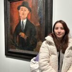 Han Hye-jin Instagram - #palaceofversailles #베르사이유궁전 모네의 “수련” 으로 유명하다는 #orangeriemuseum #오랑주리미술관 방문을 끝으로 파리 안녕👋🏻 좋았다 정말! 아직도 혼자 시차적응 못해서 다크써클이.. 😵‍💫 아이랑 젊은사람은 잘자네.. 😆 주 목적지인 #nice #니스 로 이동 ✈️