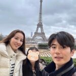 Han Hye-jin Instagram - #bigben #londoneye 가서 사진 찍고 #eurostar 타고 파리로 이동 🚅 #arcdetriomphe #샹제리제거리 구경하고 에펠탑 앞 #girafeparis 에서 강인이 삼촌 만나서 맛있는 식사하고 기념 사진 😍 유명한 삼촌들 만난 우리 시온이 아빠랑 삼촌들이랑 진짜 친하냐고 거듭 확인😂