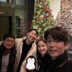Han Hye-jin Instagram - #london #런던 #holiday #가족여행 남편이랑 둘 다 J가 아니라서 큰 계획없이 oxford street 걸어다니고 Hamleys 가서 시온이만 계탄 첫 날 일정 사진 찍어 주느라 고생한 남편 고맙고 😘 (사진 실력이 늘은거 같다고 혼자 좋아했는데 슈퍼롱다리 사진은 뺐어 여보 😅) 그리고 맛있는 거 사주신 흥민삼촌 감사합니다 🙏🏻☺️ 시온이 정말 좋겠다~😍❤️