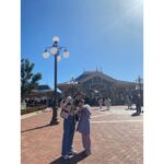 Han Hye-jin Instagram - #tokyodisneyland ❤️ 도라에몽 가방과 한 몸이 된 날 🤩 좋은 사람들과 즐거웠던 시간 🫶🏻 아빠 엄마랑 간 여행보다 더 좋았다고.. 솔직하네 우리 딸 😆