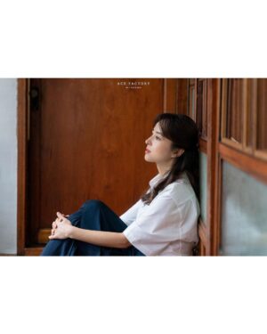 Han Hye-jin Instagram - #바닷마을다이어리 
제 첫 공연 날이었어요! 두근두근!
함께 해주신  관객분들께 감사드립니다!💕
바닷마을로 놀러오세요 🥰