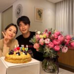 Han Hye-jin Instagram - 식구들과 집에서 조촐히 생일파티 🎂♥️ 🥰