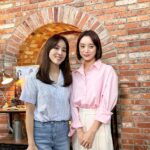 Han Hye-jin Instagram - #잇쉬의서재시즌2 #팀켈러 #탕부하나님 #일과영성 #CGNTV #우혜림 잇쉬의 서재 시즌2 텔러가 되어 팀켈러 목사님의 삶과 저서를 소개했습니다. 팀켈러 목사님을 소개하게 되어 정말 영광이었고 두 권의 책을 읽으며 큰 깨달음과 가치관의 변화가 있었습니다. 이번에 만나게 된 혜림씨의 성품과 신앙에도 많은 도전을 받게 되었어요. 유튜브에 업로드 되었으니 많이 봐주세요. 🙏🏻❤️ 늘 감사합니다 ^^