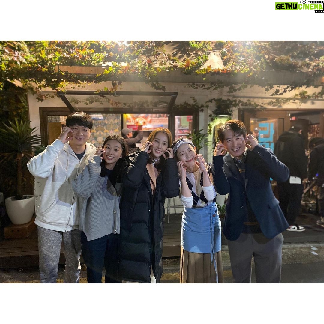 Han Hye-jin Instagram - #신성한이혼 벌써 마지막 방송이네요 🥲 많이 사랑해 주시고 응원해 주셔서 정말 감사했습니다 🙏🏻❤️ 오늘 밤 10:30 마지막도 함께 해 주세요 😍