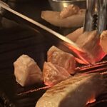 Han Ji-hye Instagram - 편스토랑은 정말 너무 좋아요. 다 너무 좋으신 분들과 함께 어렵게 시간내어 만나 사는 이야기들 소탈하게 나누고 서로 응원하고 힘얻고. 넘 감사하네요 🙏🏻🫶🏻 편스토랑 맛잘알 출연진 분들 덕에 맛있는 제주 귤 (제주홍보대사 수홍오라버니) , 매년겨울 꼭 먹어야 하는 맛난 과메기 (천사 별언니), 명품 중식!!! 울 연복쉐프님의 팔보채까지!! 나눠먹고 따수운 겨울입니다. 사랑하는 윤아언니, 최고의 엠씨 붐 선배님, 사랑스런 지은씨와 똑순이 보라 모두 감사해요 정말로! 금돼지식당 - Gold Pig