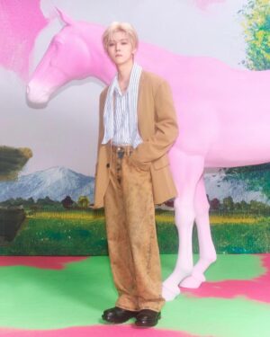 Lu Han Instagram - 🤔🤔🤔