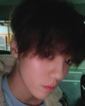 Lu Han Instagram - 饿了  发点儿旧照吧 🍜