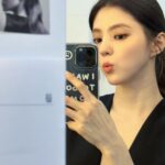 Han So-hee Instagram - 추워요