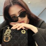 Han So-hee Instagram – Lady Dior Celebration 9월 2일 🖤
@dior #LadyDior #Dior 디올성수