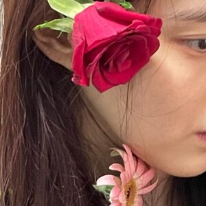 Han So-hee Instagram - 🥳