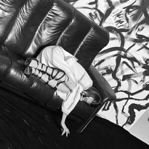 Han So-hee Instagram - 🦋🪼🫧📞💎🖇️💬