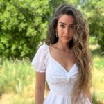 Hana AlZahed Instagram - Go where you feel most alive 🌾🌿🤍