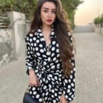 Hana AlZahed Instagram - Make everyday a red lipstick day🥀 🤍