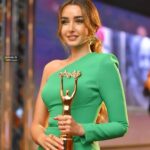 Hana AlZahed Instagram - Ana w Heya series Award 🤍 I want to thank every single one in this project. My colleagues @ashrafabdilbaky & @ahmedhatemomar I’m so proud that I worked with both of you. 🤍