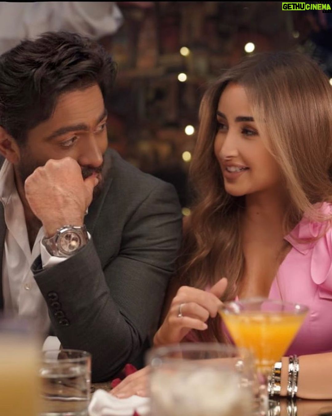 Hana AlZahed Instagram - طيب لحظة عشان بجد انا سعيدة بردود الافعال عن دور حبيبة في فيلم بحبك من يوم واحد بس في السينما و كمية الناس اللي بعتنلي مش من مصر بس من الوطن العربي. بشكر عليها ربنا اولا الحمد لله يارب ، تاني حاجة اشكر عليها تامر لان ب اخرجك وصلت المشاعر اللي كنت نفسي اوصلها شكرا شكرا شكرا و انك كنت بجد بتسهر و مبتنمش عشان توصل بكل ممثل في الفيلم لاحسن م فيه. تجربة استمتعت بيها جدا و بكل تفاصيلها. متحمسة للناس تشوف الفيلم في العيد @tamerhosny كل سنة و انتو طيبين ❤️ فيلم بحبك