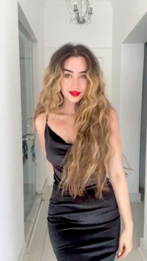 Hana Al Zahed Instagram - 💃🏼💋