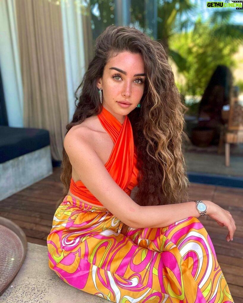 Hana AlZahed Instagram - Whatever is good for your soul, do it! 🧡