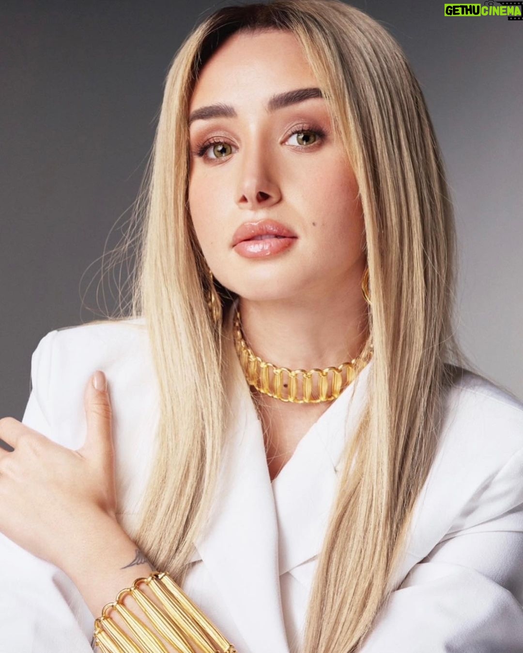 Hana AlZahed Instagram - πππ₯ππΜ ππ¨π₯π₯ππππ’π¨π§ | πππππ ππ’π¦π ππ§πππ¦ π« πππ‘π‘π πππππππ | Tart | a green color by @haifacosmetics USE βHaifaXHanaβ code to get 15% off Tag ur best friends @haifacosmetics @haifacosmeticsegyptt www.Haifacosmetics.com #Haifacosemetics #hannahelzahed